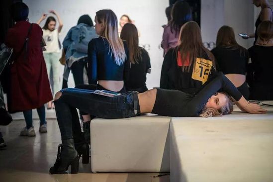 揭秘淘宝模特面试过程：爆款带货王是这么挑出来的！